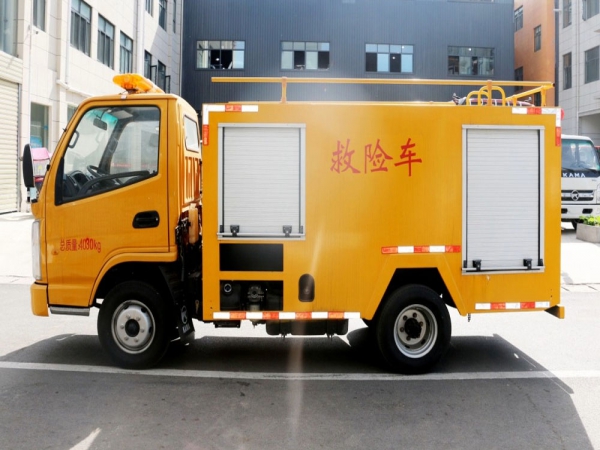 凯马小型工程救险车