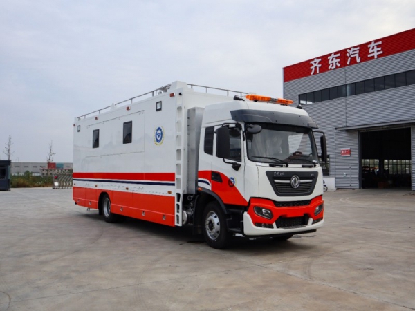 东风天锦应急餐车
